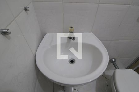 Banheiro da Suíte de casa para alugar com 3 quartos, 150m² em Jardim Mirante dos Ovnis, Votorantim