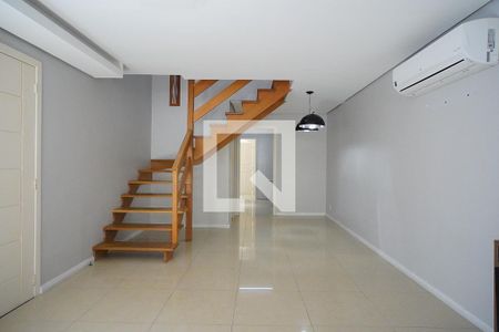 Sala de casa à venda com 3 quartos, 195m² em Vila Ipiranga, Porto Alegre