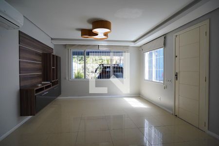Sala de casa à venda com 3 quartos, 195m² em Vila Ipiranga, Porto Alegre
