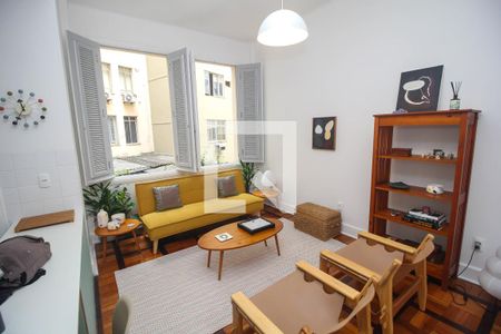 Sala de apartamento para alugar com 2 quartos, 67m² em Centro, Rio de Janeiro