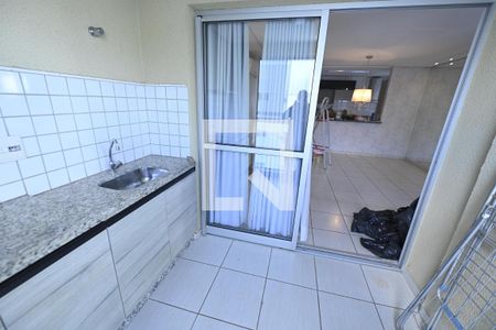 Apartamento para alugar com 82m², 2 quartos e 2 vagasVaranda