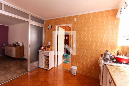 Casa à venda com 580m², 5 quartos e 8 vagasCozinha