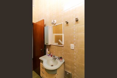 Casa à venda com 580m², 5 quartos e 8 vagasBanheiro