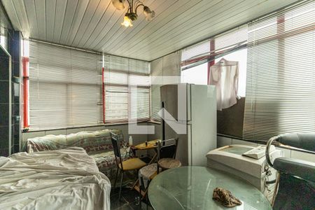 Apartamento à venda com 60m², 1 quarto e sem vagaSala