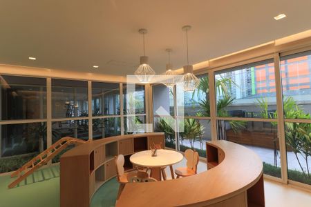 Studio para alugar com 27m², 1 quarto e sem vaga Studio para alugar com 27m², 1 quarto e sem vagaÁrea comum - Brinquedoteca