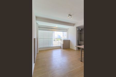 Sala/Quarto de kitnet/studio para alugar com 1 quarto, 27m² em Brooklin Paulista, São Paulo