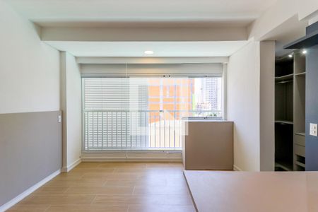 Sala/Quarto de kitnet/studio para alugar com 1 quarto, 27m² em Brooklin Paulista, São Paulo