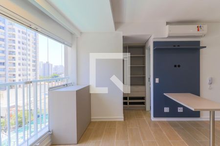 Sala/Quarto de kitnet/studio para alugar com 1 quarto, 27m² em Brooklin Paulista, São Paulo