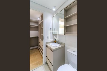 Banheiro de kitnet/studio para alugar com 1 quarto, 27m² em Brooklin Paulista, São Paulo