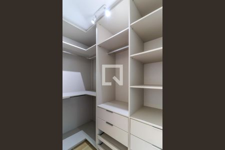 Closet de kitnet/studio para alugar com 1 quarto, 27m² em Brooklin Paulista, São Paulo
