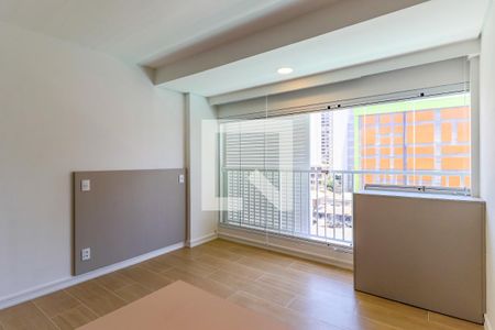 Sala/Quarto de kitnet/studio para alugar com 1 quarto, 27m² em Brooklin Paulista, São Paulo
