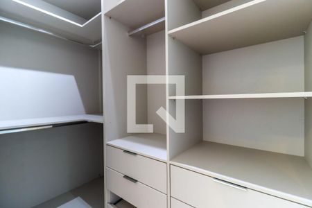 Studio para alugar com 27m², 1 quarto e sem vaga Studio para alugar com 27m², 1 quarto e sem vagaCloset