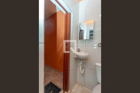 Banheiro  de casa para alugar com 1 quarto, 40m² em Casa Grande, Diadema