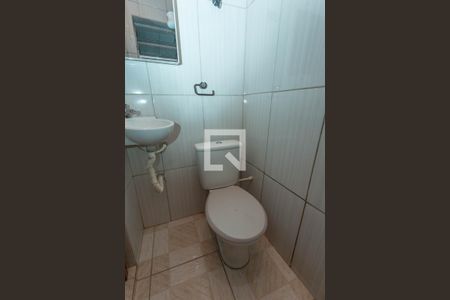 Banheiro  de casa para alugar com 1 quarto, 40m² em Casa Grande, Diadema