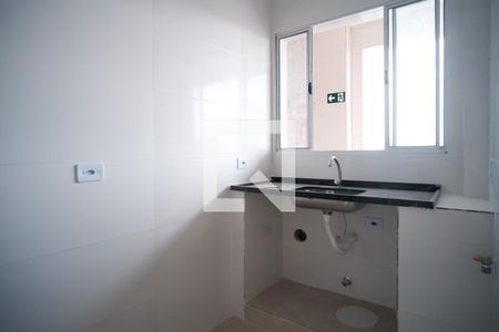 cozinha de apartamento para alugar com 1 quarto, 27m² em Artur Alvim, São Paulo