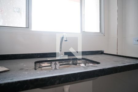 cozinha de apartamento para alugar com 1 quarto, 27m² em Artur Alvim, São Paulo