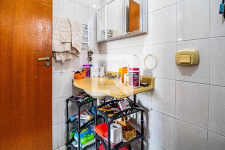 Casa à venda com 230m², 3 quartos e 4 vagasSuite 01 - Banheiro