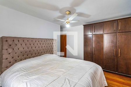 Casa à venda com 230m², 3 quartos e 4 vagasSuite 02