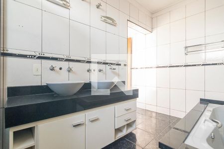 Banheiro da Suite de casa à venda com 3 quartos, 120m² em Campestre, Santo André