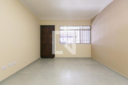 Sala de casa para alugar com 3 quartos, 150m² em Vila Carmosina, São Paulo