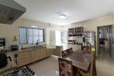 Casa à venda com 250m², 4 quartos e 2 vagasCozinha