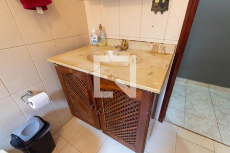 Casa à venda com 250m², 4 quartos e 2 vagasBanheiro 2