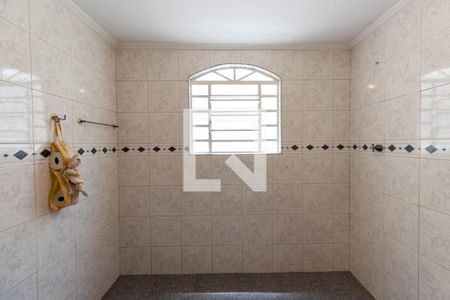 Casa à venda com 250m², 4 quartos e 2 vagasBanheiro 3