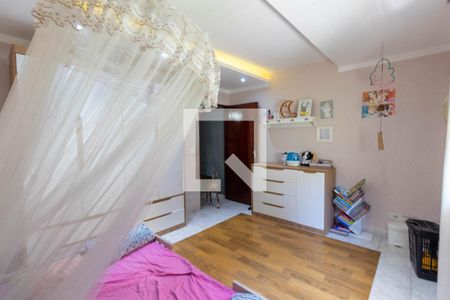 Quarto 1 de casa à venda com 4 quartos, 250m² em Vila Paranaguá, São Paulo