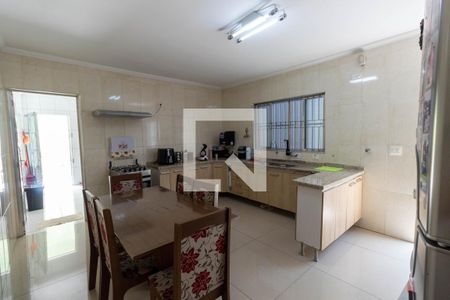 Casa à venda com 250m², 4 quartos e 2 vagasCozinha