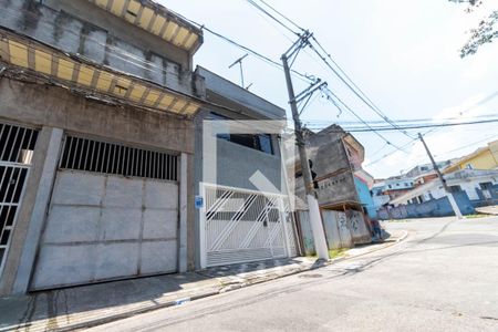 Casa à venda com 250m², 4 quartos e 2 vagasFachada