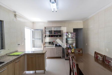 Casa à venda com 250m², 4 quartos e 2 vagasCozinha