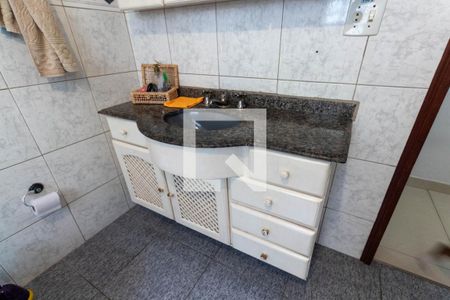 Casa à venda com 250m², 4 quartos e 2 vagasBanheiro 3