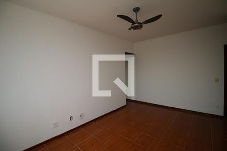Sala de apartamento para alugar com 2 quartos, 80m² em Ramos, Rio de Janeiro