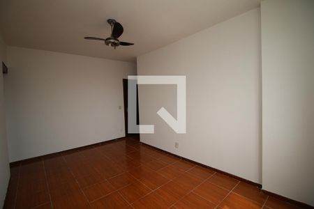 Sala de apartamento para alugar com 2 quartos, 80m² em Ramos, Rio de Janeiro