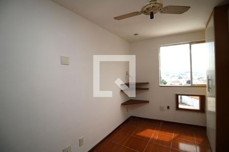Quarto 1 de apartamento para alugar com 2 quartos, 80m² em Ramos, Rio de Janeiro