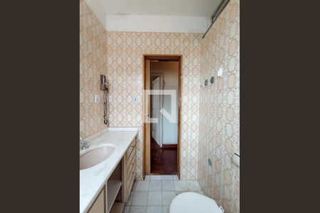 Apartamento à venda com 144m², 4 quartos e 1 vaga Apartamento à venda com 144m², 4 quartos e 1 vagaBanheiro dos quartos