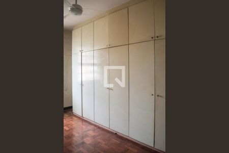 Apartamento à venda com 144m², 4 quartos e 1 vaga Apartamento à venda com 144m², 4 quartos e 1 vagaQuarto 1 - armário