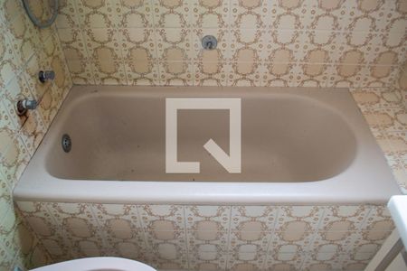 Apartamento à venda com 144m², 4 quartos e 1 vaga Apartamento à venda com 144m², 4 quartos e 1 vagaBanheira