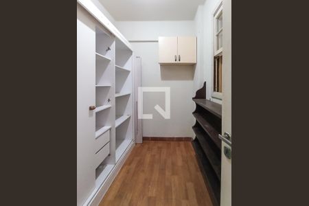 Apartamento à venda com 144m², 4 quartos e 1 vaga Apartamento à venda com 144m², 4 quartos e 1 vagaQuarto de serviço