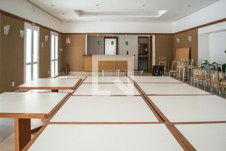 Apartamento à venda com 144m², 4 quartos e 1 vaga Apartamento à venda com 144m², 4 quartos e 1 vagaÁrea comum - salão de festas