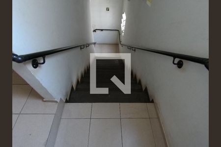 Apartamento para alugar com 42m², 2 quartos e 1 vagaEscada do Prédio