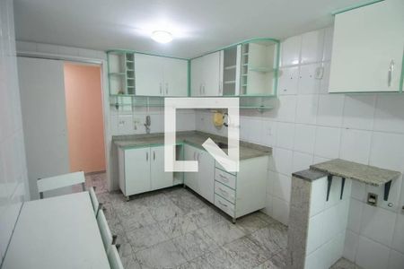 Cozinha de apartamento para alugar com 3 quartos, 107m² em Jardim Vinte E Cinco de Agosto, Duque de Caxias