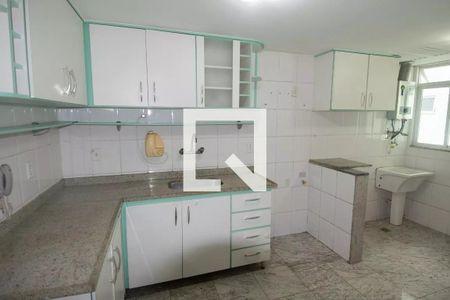 Cozinha de apartamento para alugar com 3 quartos, 107m² em Jardim Vinte E Cinco de Agosto, Duque de Caxias
