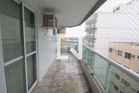Apartamento para alugar com 107m², 3 quartos e 2 vagas Apartamento para alugar com 107m², 3 quartos e 2 vagasVaranda