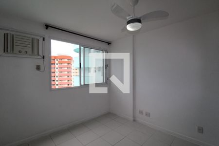 Suíte com banheiro canadense com a sala de apartamento à venda com 2 quartos, 77m² em Jacarepaguá, Rio de Janeiro
