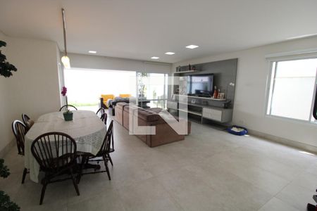 Sala de casa à venda com 4 quartos, 325m² em Jardim Franca, São Paulo