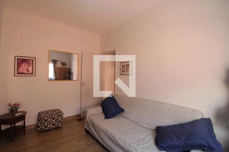 Casa à venda com 385m², 4 quartos e 4 vagas Casa à venda com 385m², 4 quartos e 4 vagasQuarto 1