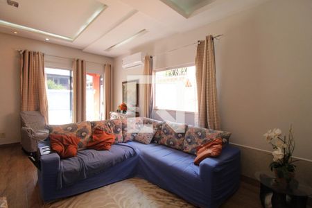 Sala de casa à venda com 4 quartos, 385m² em Anil, Rio de Janeiro