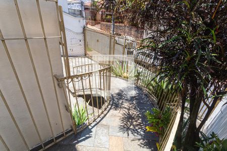 Casa à venda com 200m², 4 quartos e 4 vagasEntrada