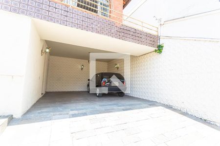 Casa à venda com 200m², 4 quartos e 4 vagasGaragem
